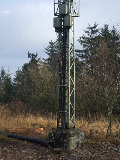 mastfuss mit kabel_n